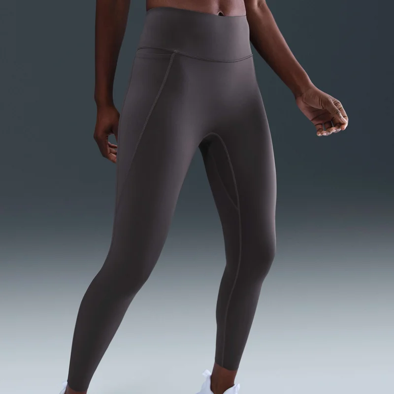 Nike Women's Universa Medium-Support 7/8 Training Leggings